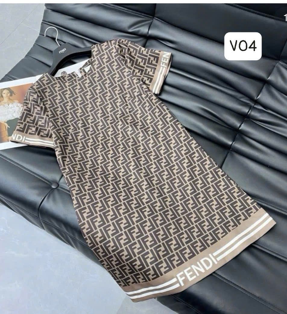 V04